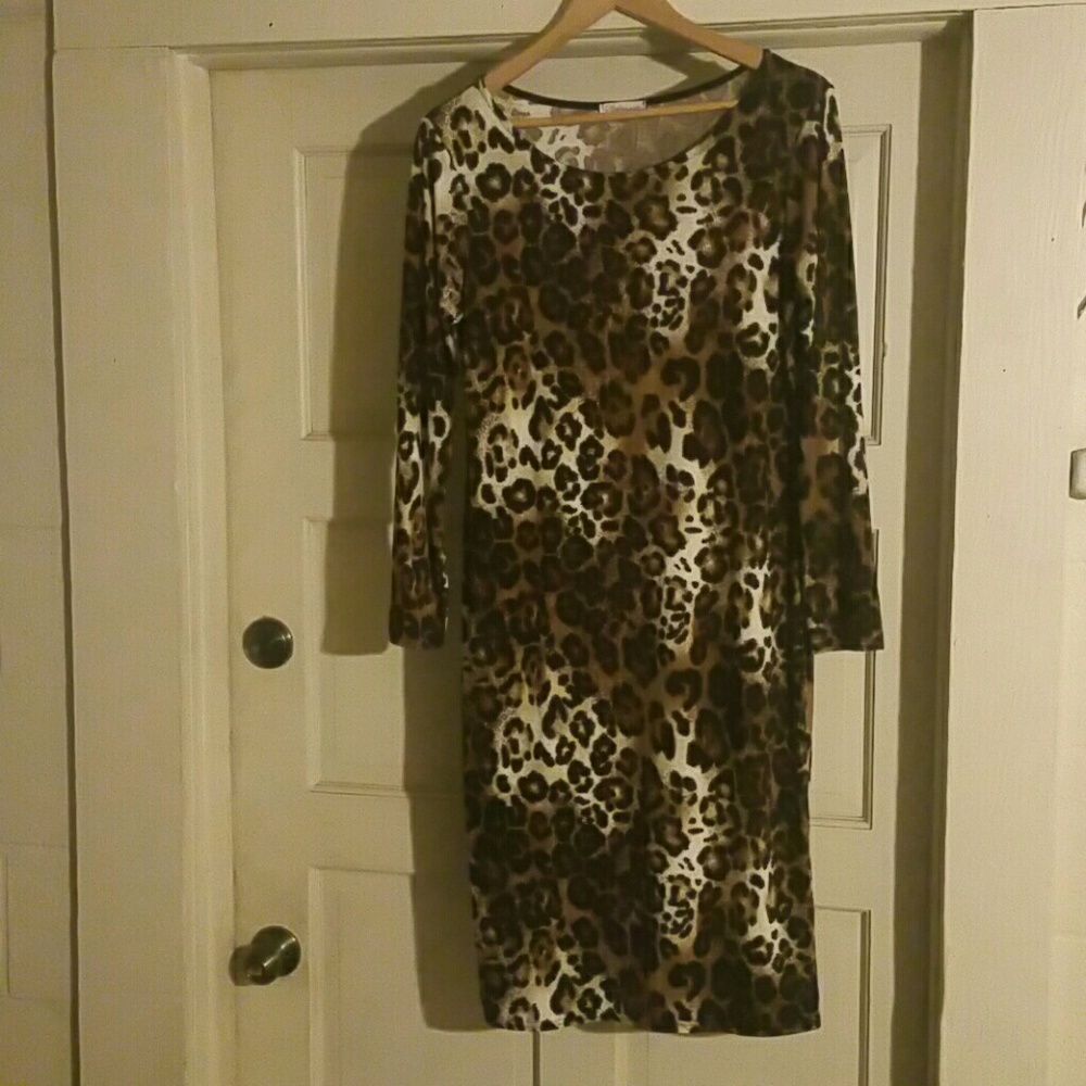 Body con dress animal print